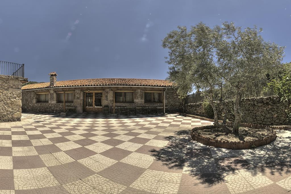 באניוס דה מונטמאיור Albergue El Solitario מראה חיצוני תמונה